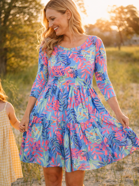 Lilly Pulitzer Tropical Tiered Dress XXS | Vibrant Blue Pink Print | Resort Ready Statement Piece