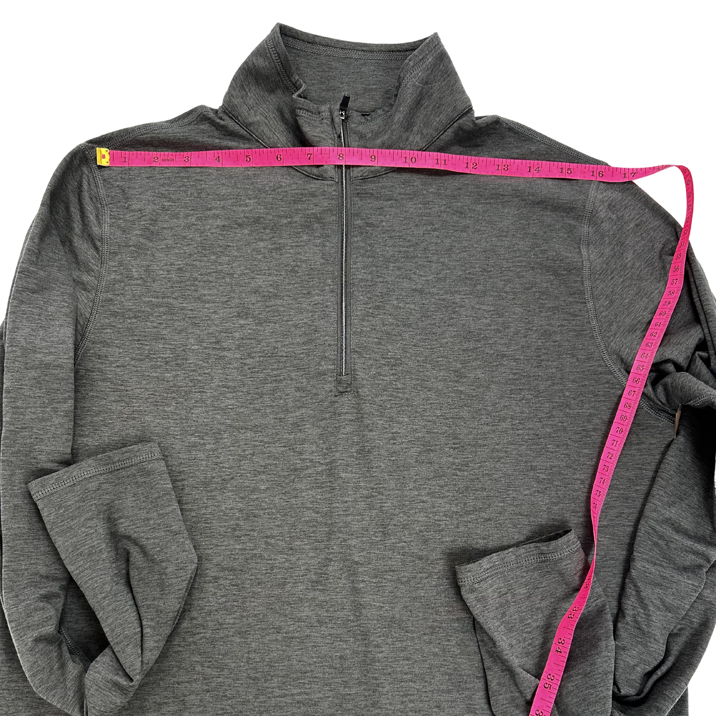 Vuori Quarter Zip Performance Pullover – Charcoal Black – Size Medium