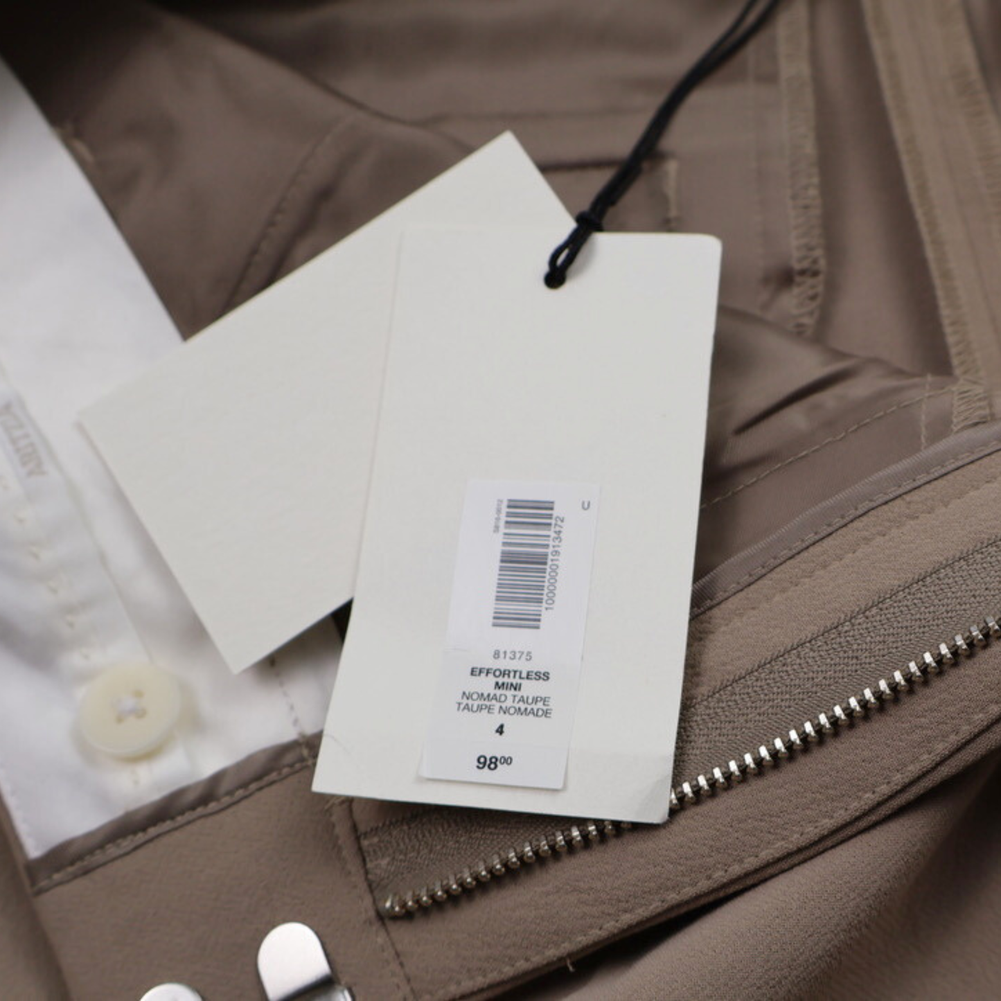 Aritzia Tailored Khaki High Rise Shorts Size 4