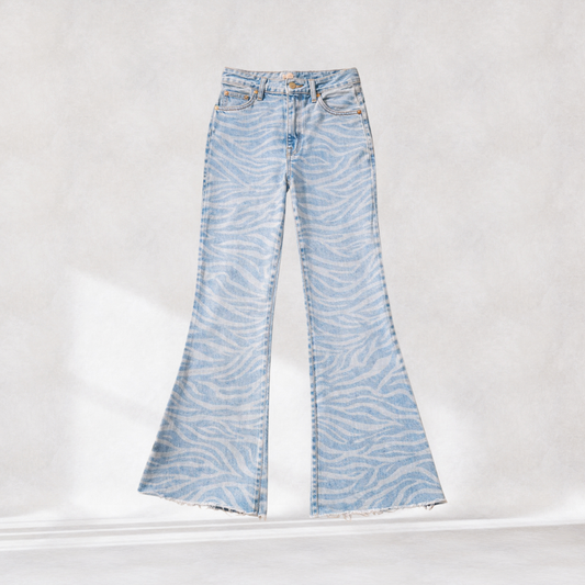 Wrangler Wanderer 622 Flare Jeans – Laser Tiger Print | Size 28x34