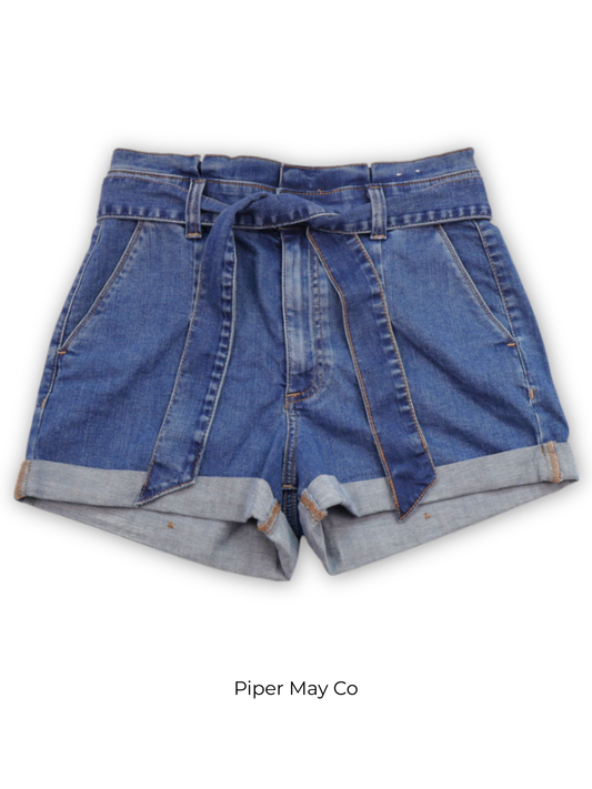 Express Super High Rise Denim Paperbag Shorts – Effortless Chic Staple (Size 6)