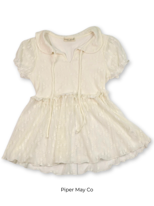 Frankie & Skylar Textured Cream Babydoll Blouse | Feminine Tie Front Top XS