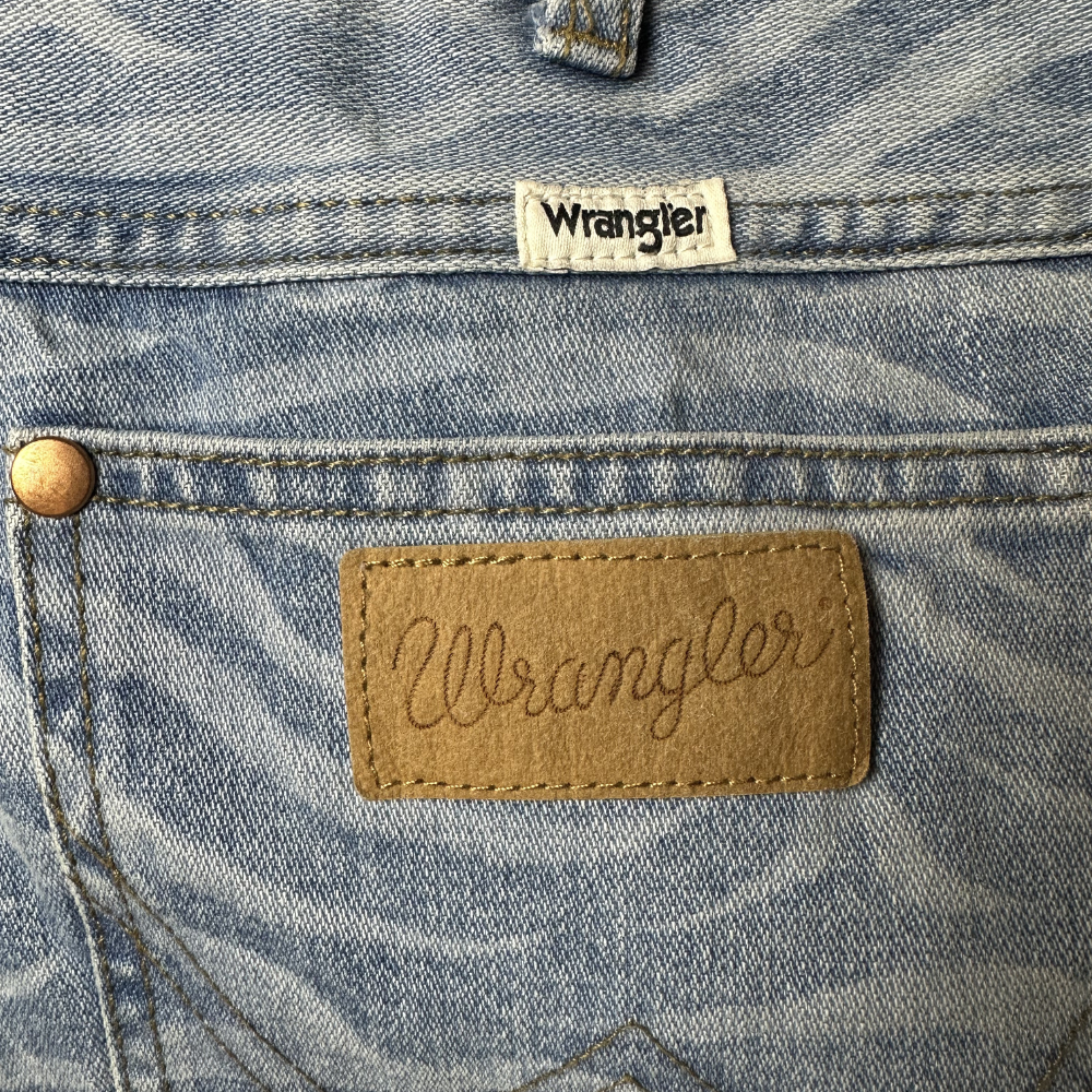 Wrangler Wanderer 622 Flare Jeans – Laser Tiger Print | Size 28x34