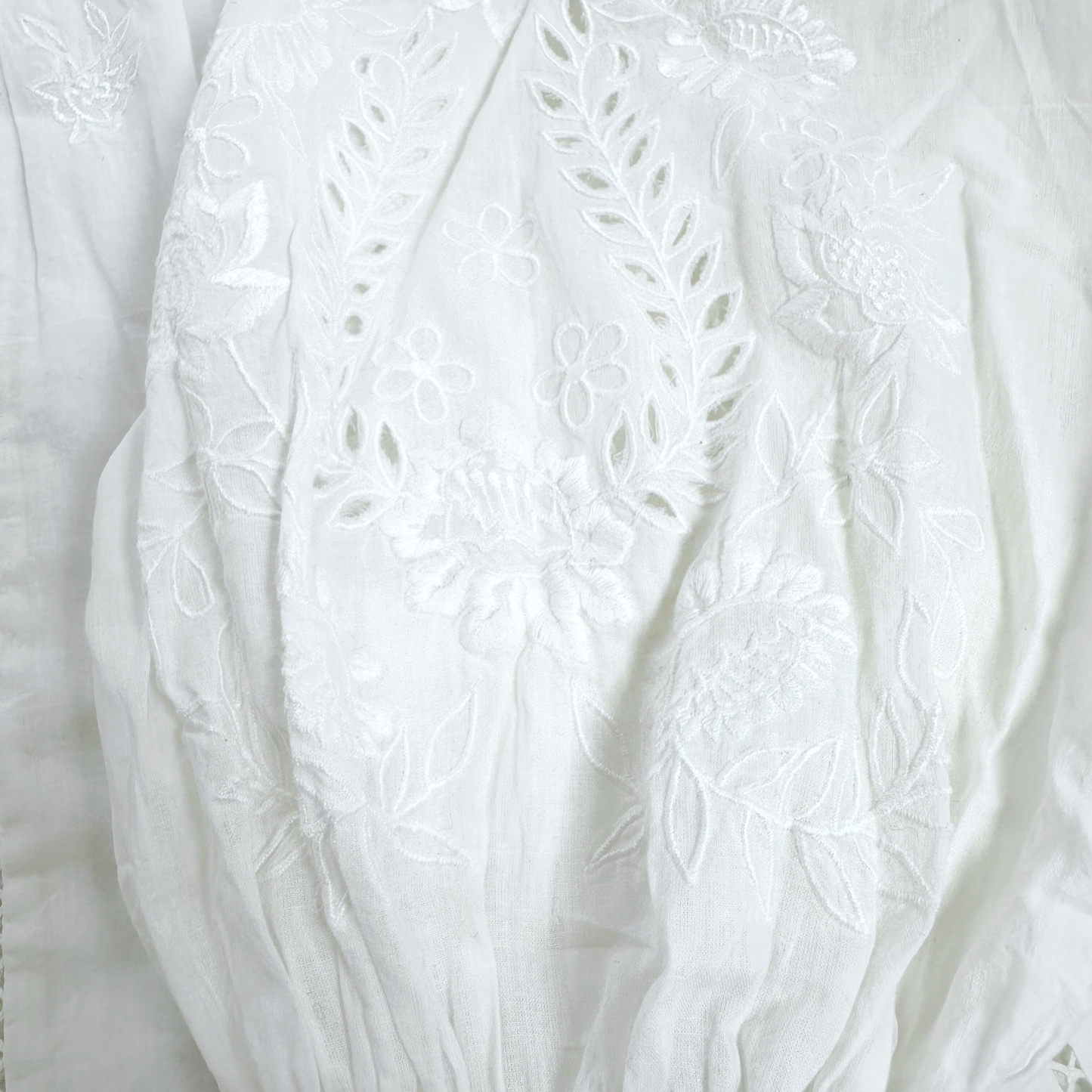 Anthropologie Lace & Embroidered Blouse – White – Size Small