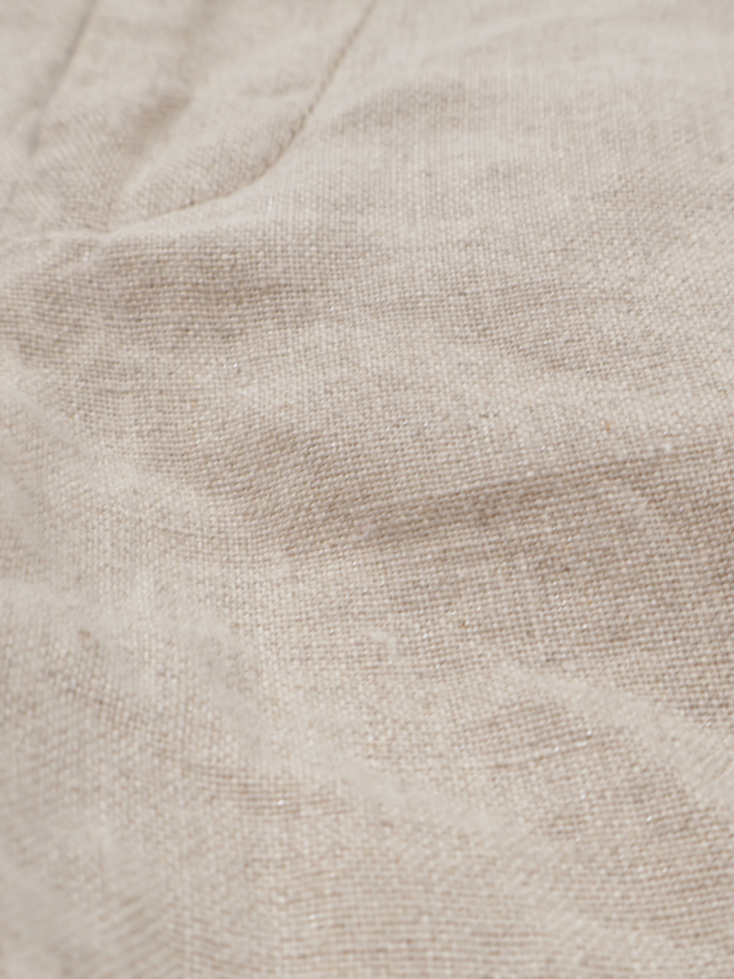 Cartonnier Khaki Tailored Shorts – Effortless Chic Everyday Staple (Size 2)