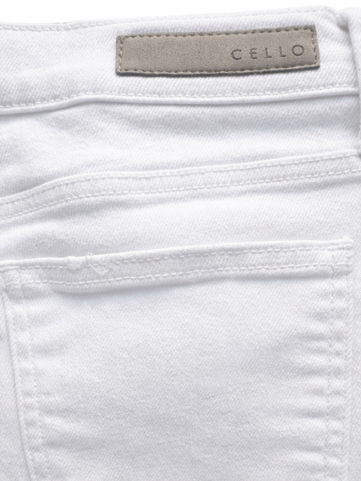 Cello White Cut Off Ankle Jeans Size 9 Distressed Raw Hem Denim
