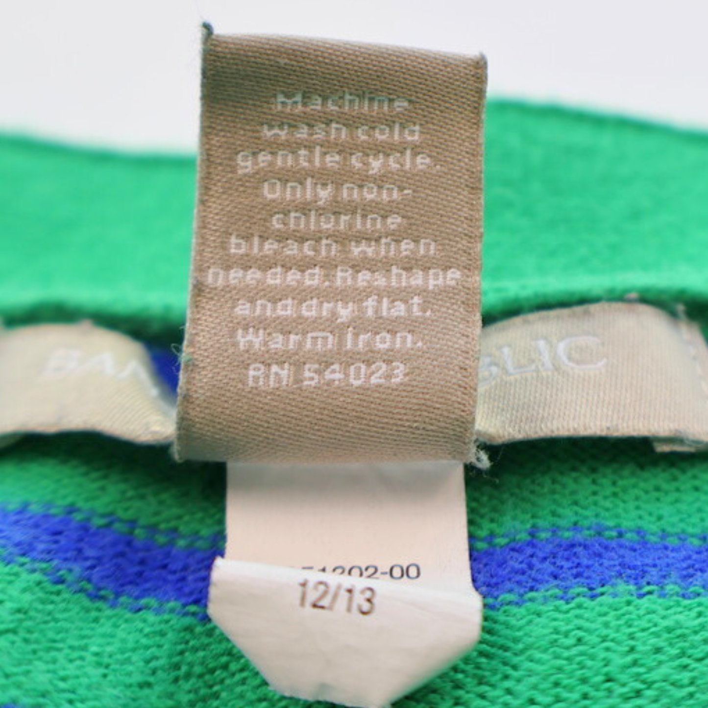 Banana Republic Green Cardigan Sweater | Gold Button Front | Size Small | Classic Elevated Knit