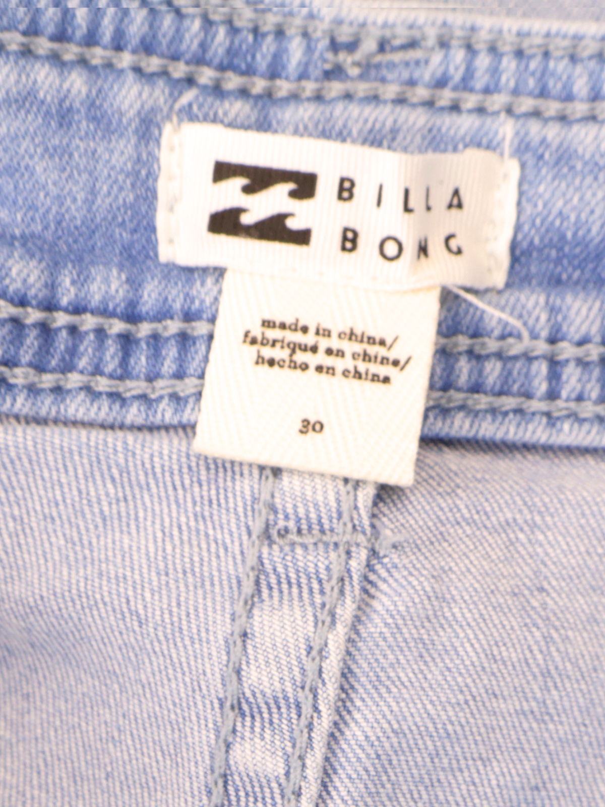 Billabong High-Rise Wide Leg Cropped Jeans – Raw Hem Light Wash (Size 30)