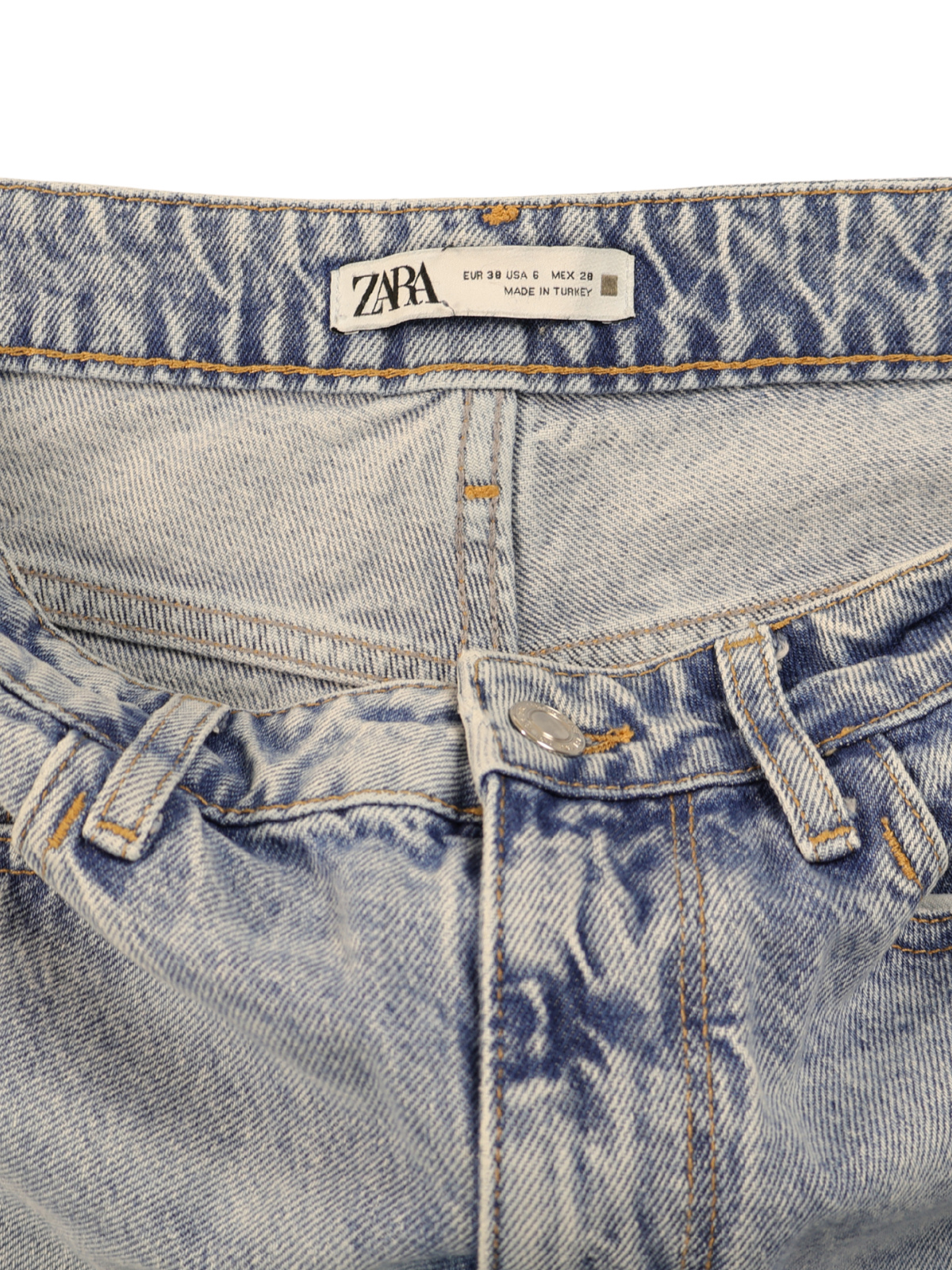 Zara High Rise Wide Leg Jeans Size 6 Light Wash Raw Hem Cropped Denim