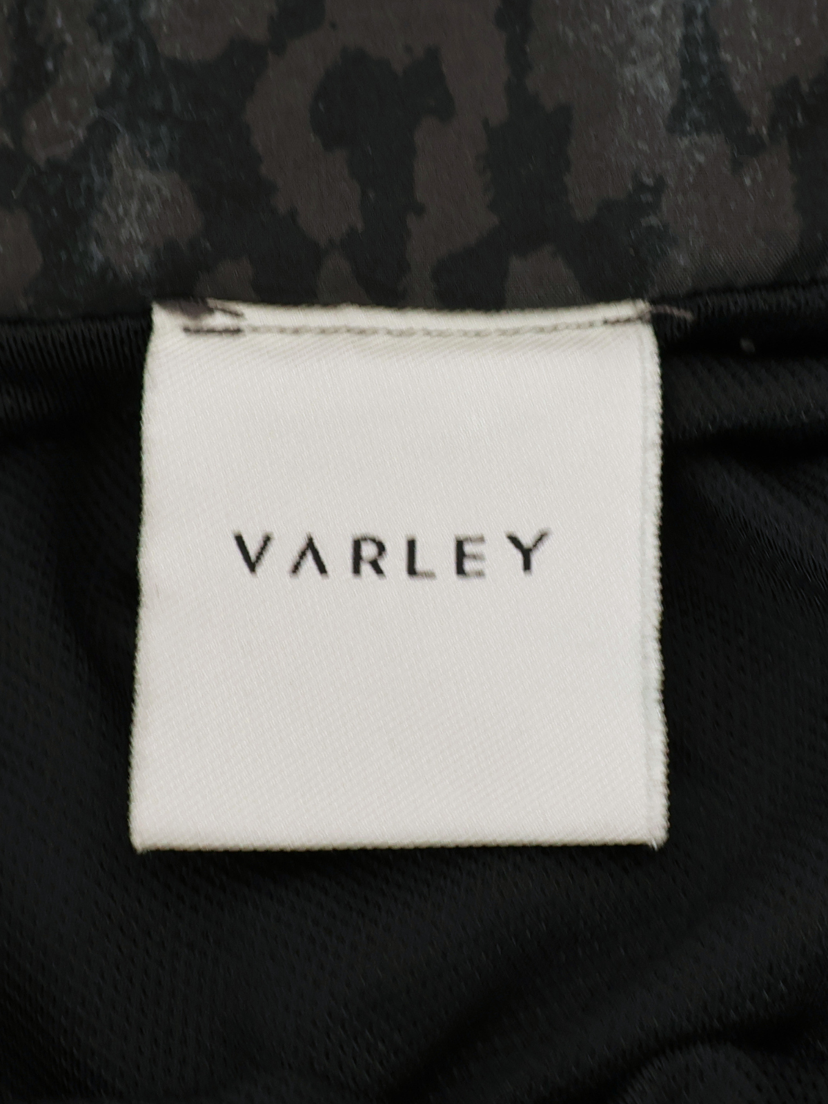 Varley Leopard Athletic Running Shorts Large Black Gray High Rise Activewear