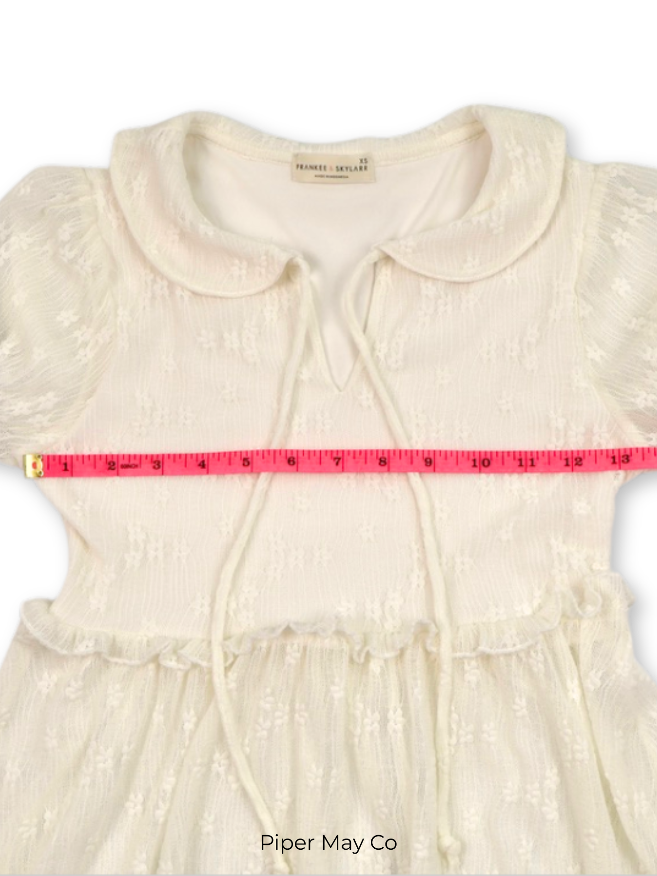 Frankie & Skylar Textured Cream Babydoll Blouse | Feminine Tie Front Top XS