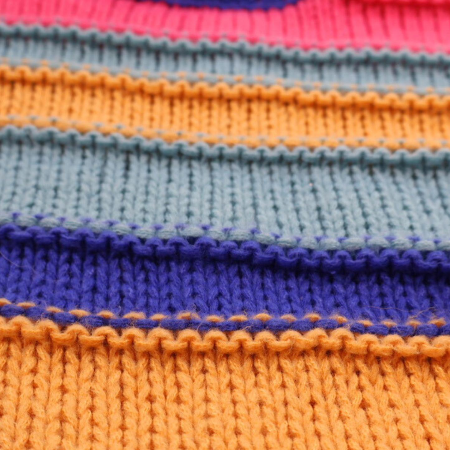 Debut Colorblock Chunky Knit Sweater – Size Small | Cropped Striped Statement Sweater
