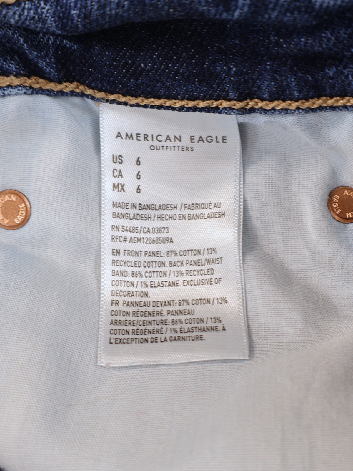 American Eagle Relaxed Denim Shorts Size 6