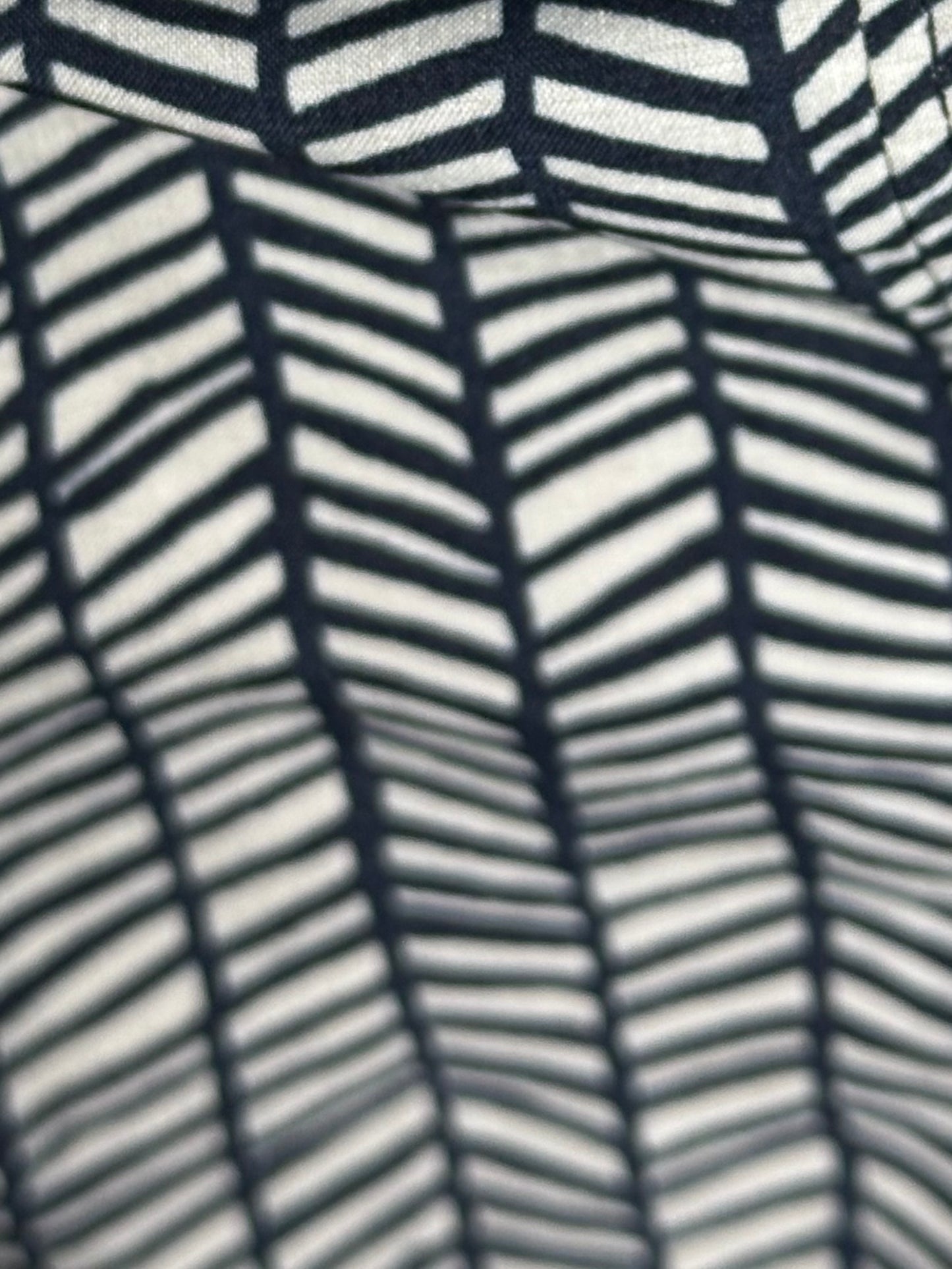 Athleta Patterned Shorts – Navy & White - Size XS